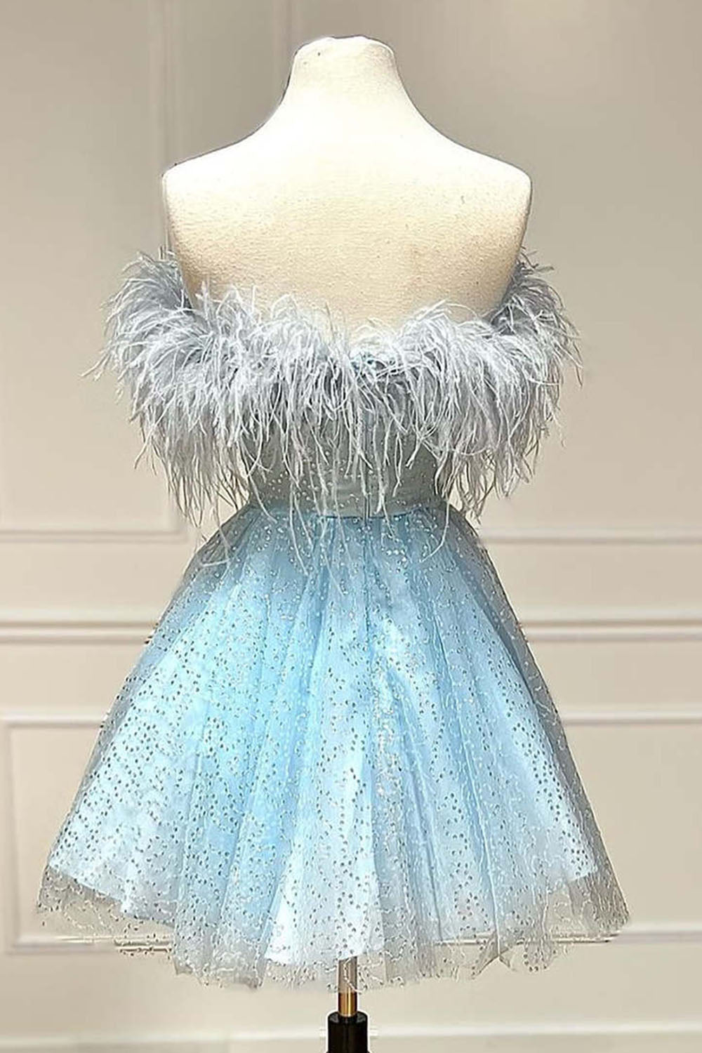 Misshow Light Blue A-Line Strapless Homecoming Dress/Mini Dress with Feathers