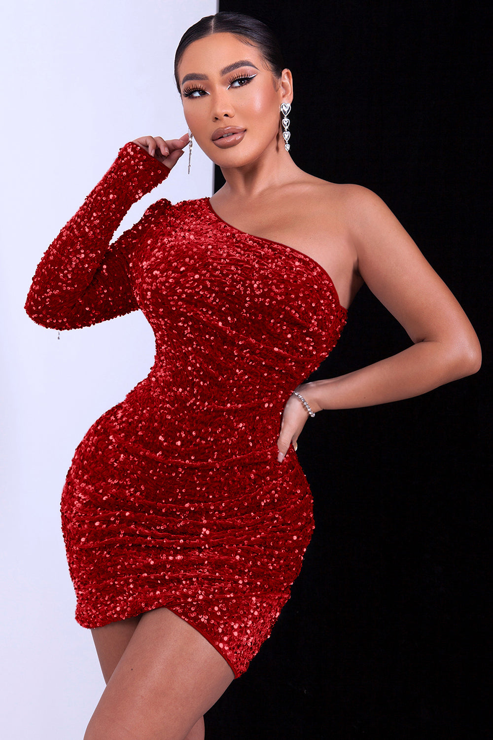 Misshow One Shoulder Sequin Little Black Dress