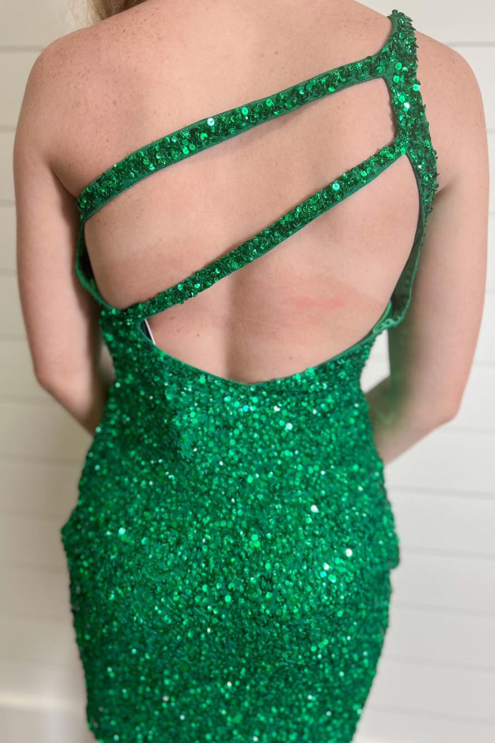 Misshow Orange Open Back One Shoulder Sequins Tight Homecoming Dress/Mini Dress