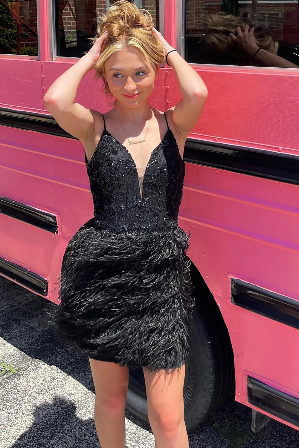 Misshow Pink Sequins Tight Homecoming Dress/Mini Dress with Feathers