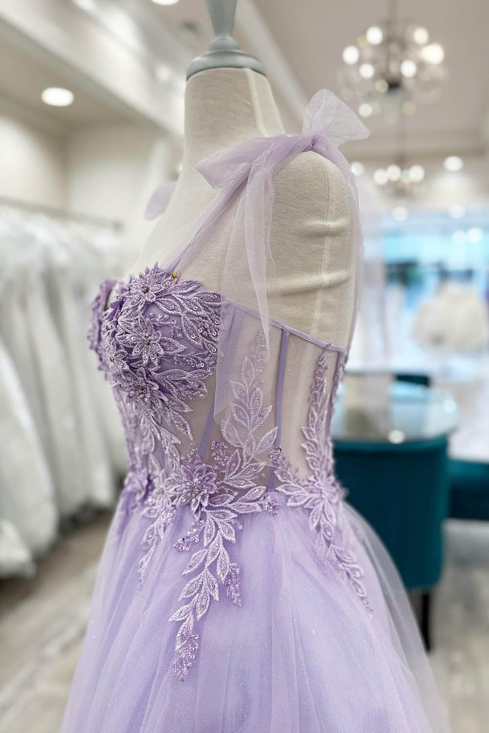 Misshow Purple Corset A-Line Tulle Short Flower Homecoming Dress/Mini Dress with Lace