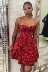 Misshow Red A-Line Sweetheart Sequins Short Homecoming Dress/Mini Dress with Pockets