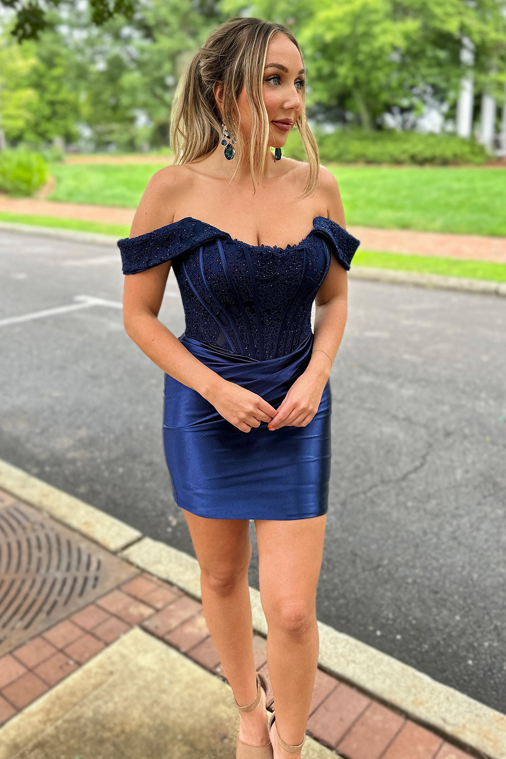 Misshow Red Off the Shoulder Tight Short Homecoming Dress/Mini Dress with Lace