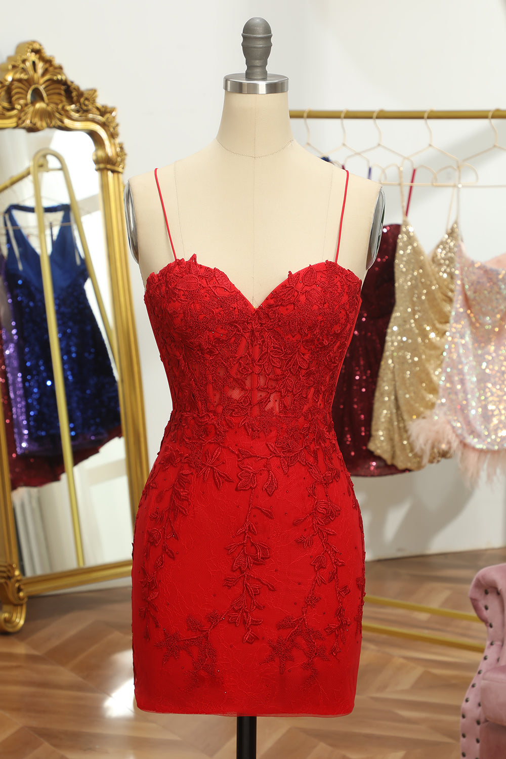 Misshow Red Spaghetti Straps Tight Short Homecoming Dress/Mini Dress with Appliques