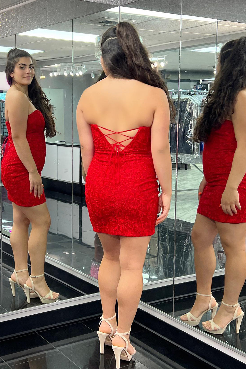 Misshow Red Strapless Tight Short Homecoming Dress/Mini Dress with Lace
