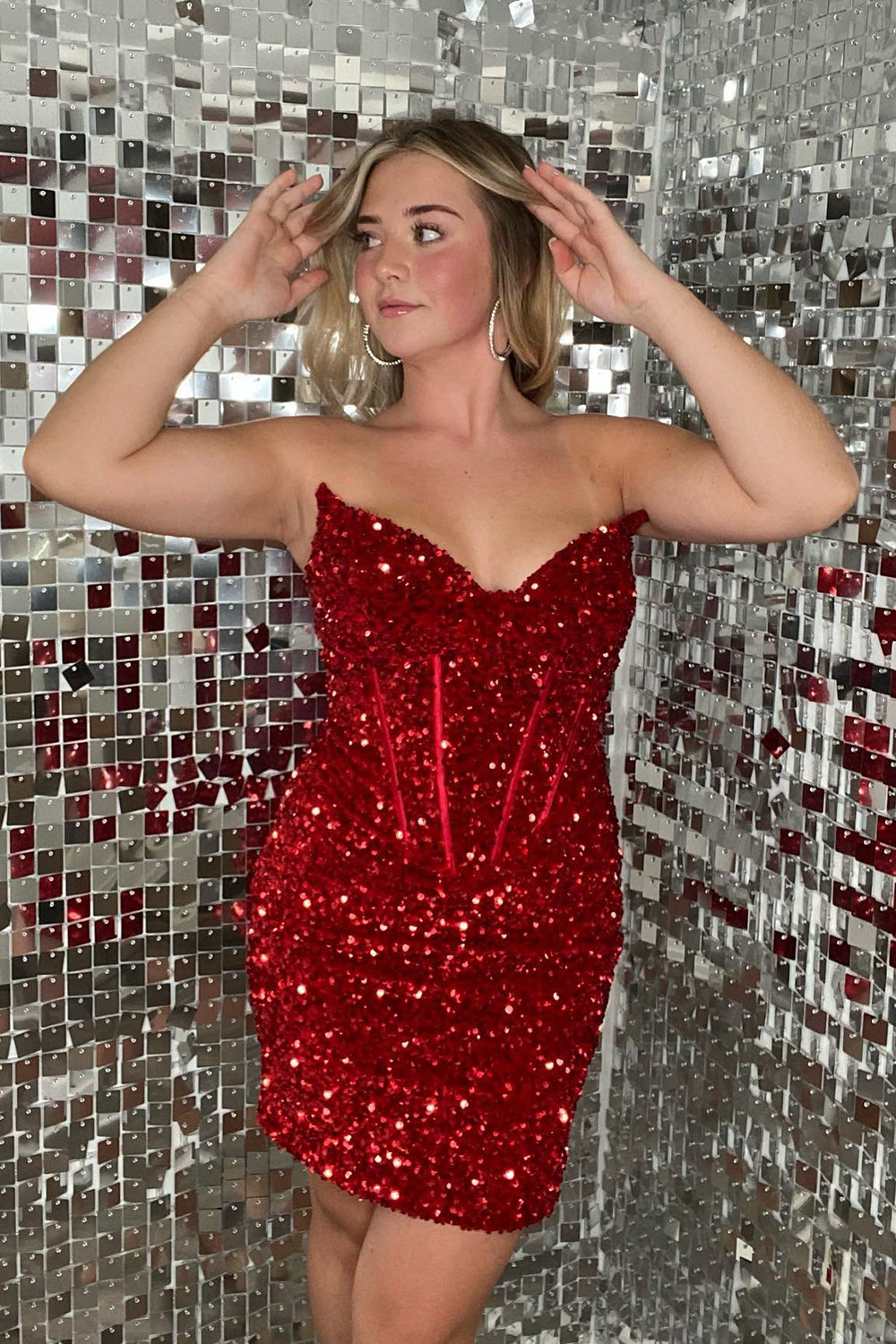 Misshow Red Sweetheart Sequins Tight Short Homecoming Dress/Mini Dress