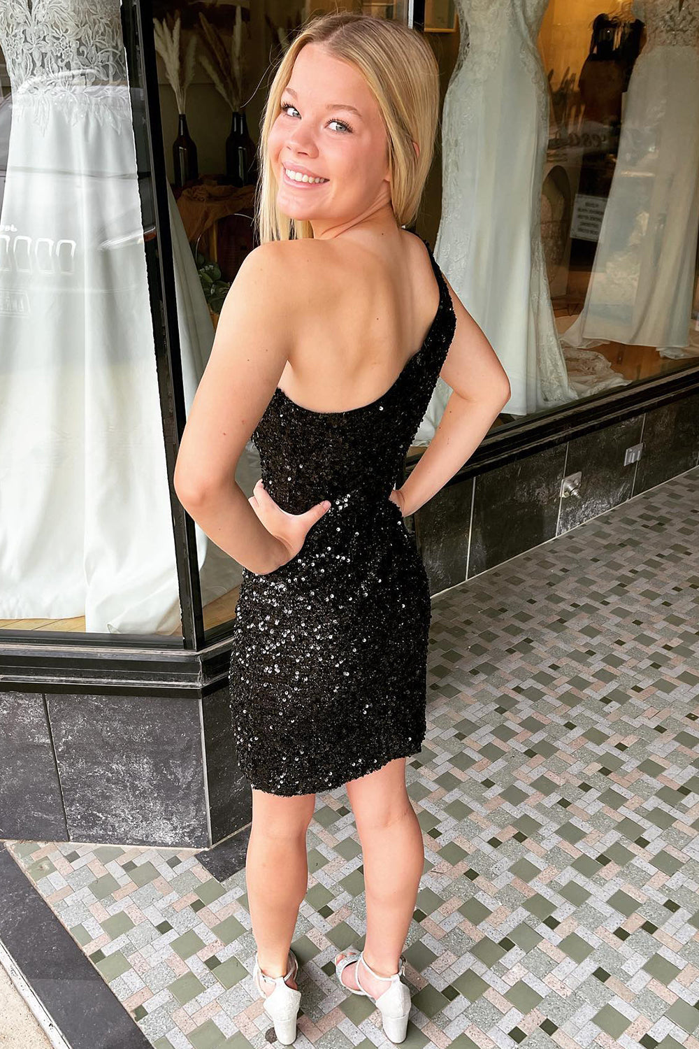 Misshow Royal Blue Sequins Tight Short Hoco Dress