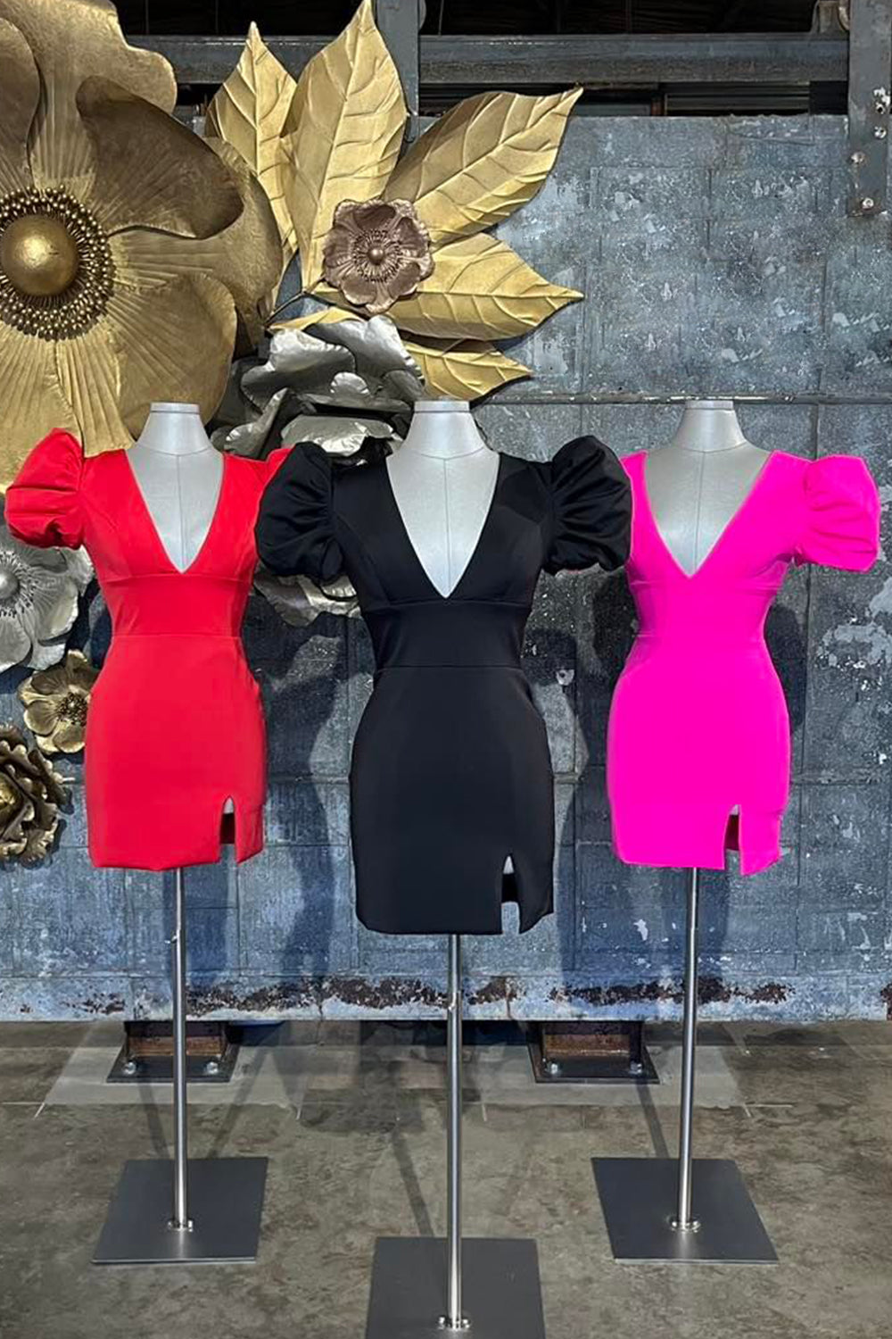 Misshow Simple Fuchsia V-Neck Short Sleeves Tight Short Homecoming Dress/Mini Dress