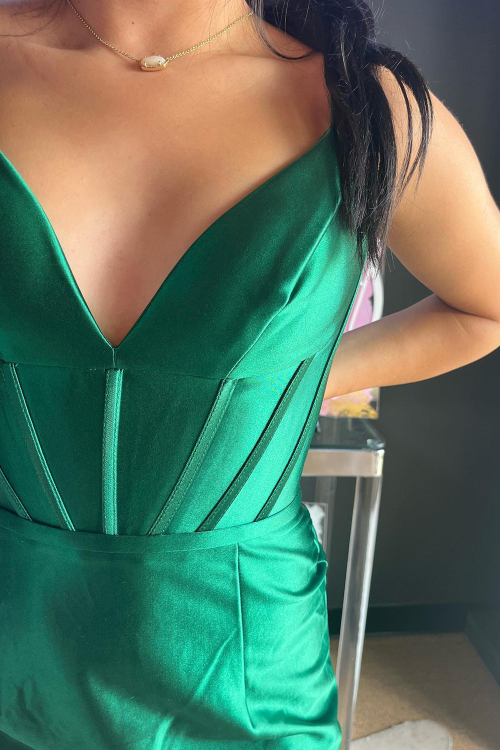 Misshow Simple Green Corset Tight Satin Short Homecoming Dress/Mini Dress
