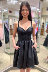 Misshow Sparkly Black Beaded A-Line Corset Short Homecoming Dress/Mini Dress with Pockets