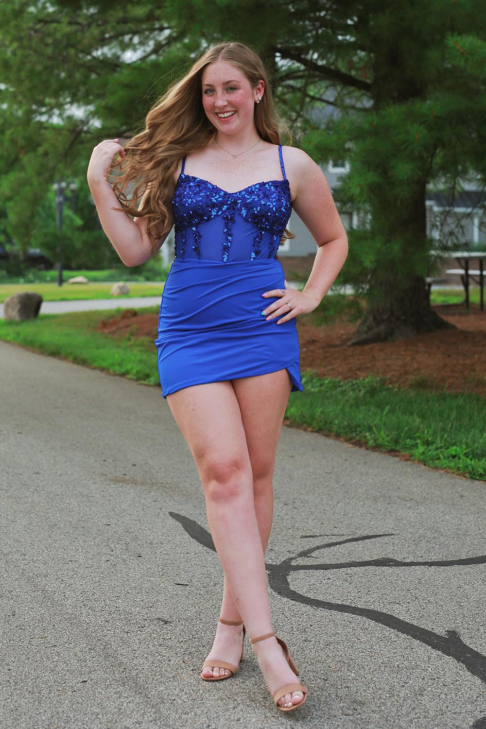 Misshow Sparkly Black Corset Satin Tight Short Homecoming Dress/Mini Dress with Sequins
