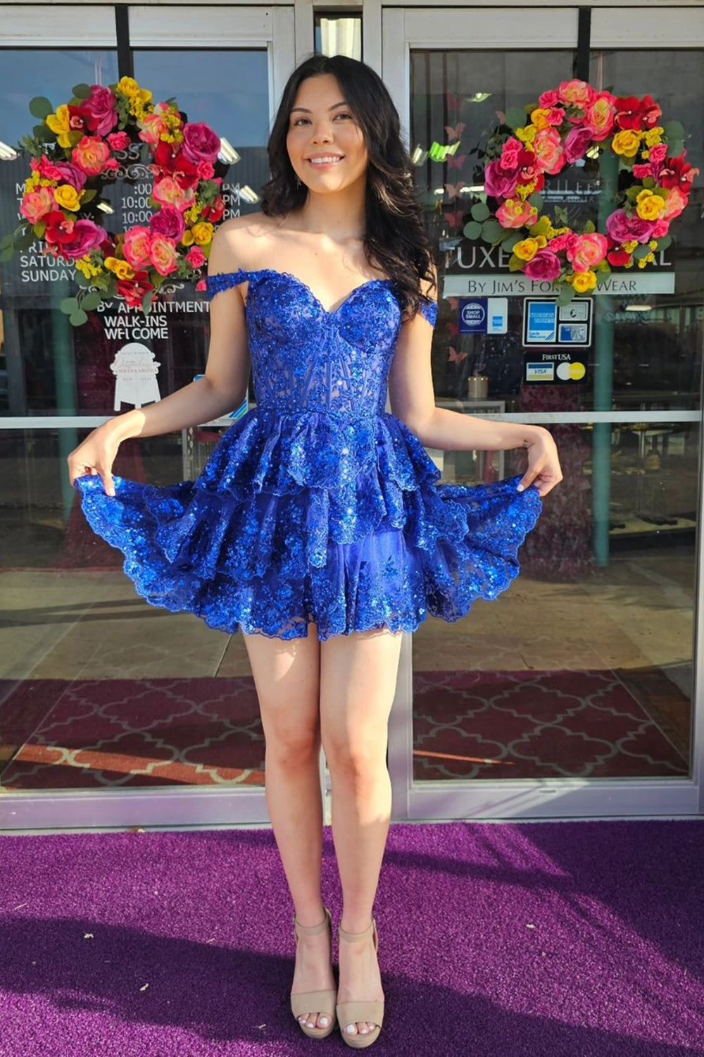 Misshow Sparkly Black Corset Tiered Lace A-Line Short Homecoming Dress/Mini Dress