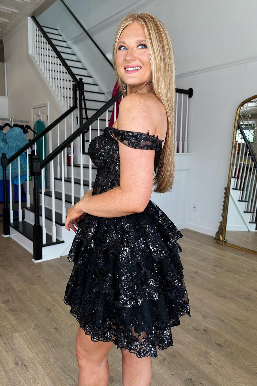 Misshow Sparkly Black Corset Tiered Lace A-Line Short Homecoming Dress/Mini Dress