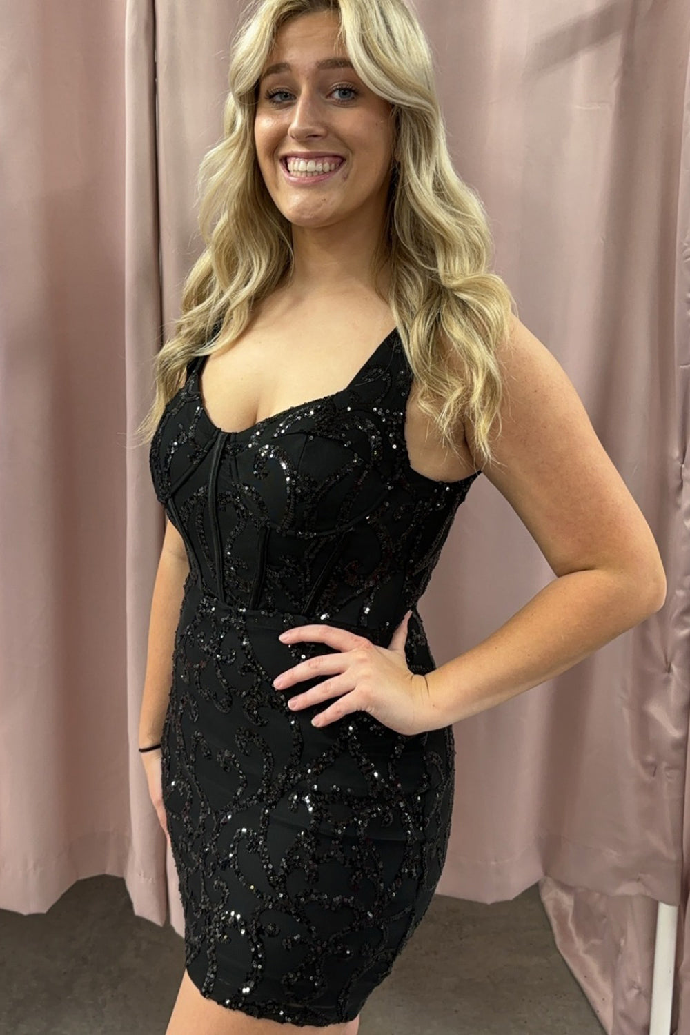 Misshow Sparkly Black Corset Tight Short Sequins Homecoming Dress/Mini Dress