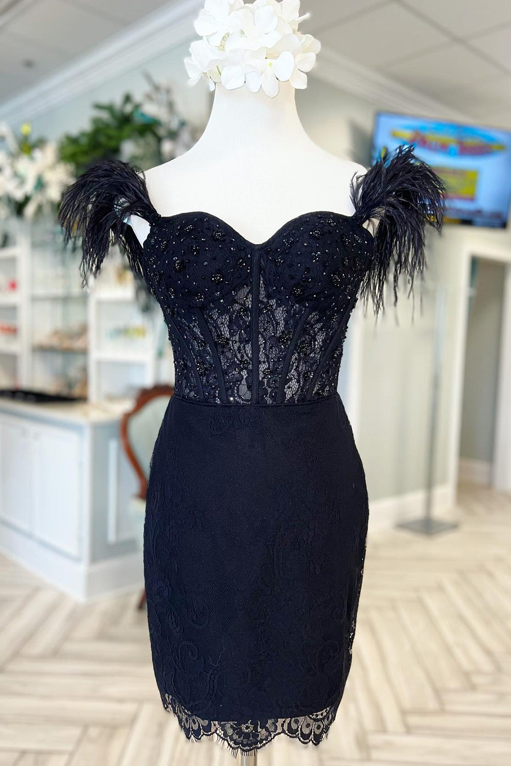 Misshow Sparkly Black Off The Shoulder Corset Tight Short Homecoming Dress/Mini Dress with Feathers