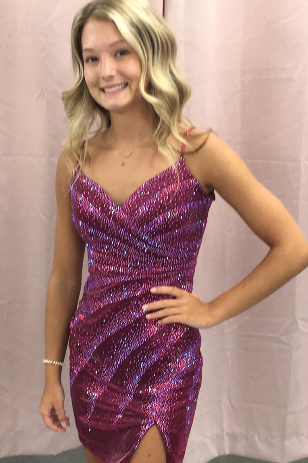 Misshow Sparkly Black Sequined Spaghetti Straps Tight Short Hoco Dress with Slit