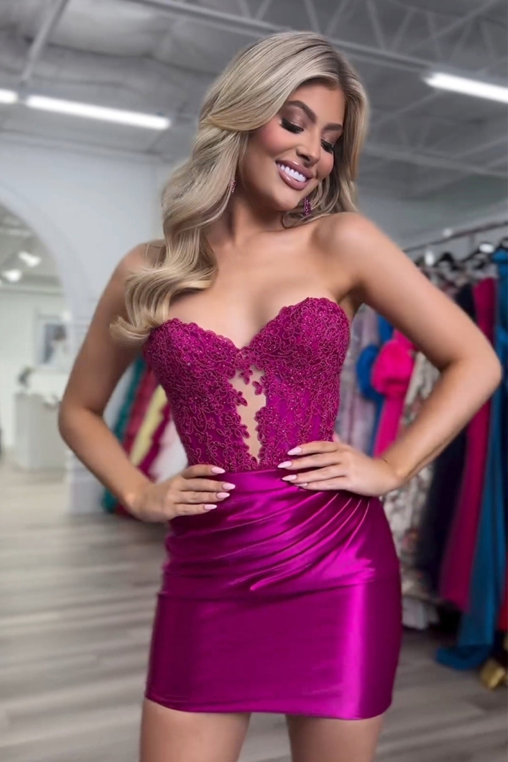 Misshow Sparkly Black Strapless Corset Tight Short Homecoming Dress/Mini Dress with Appliques
