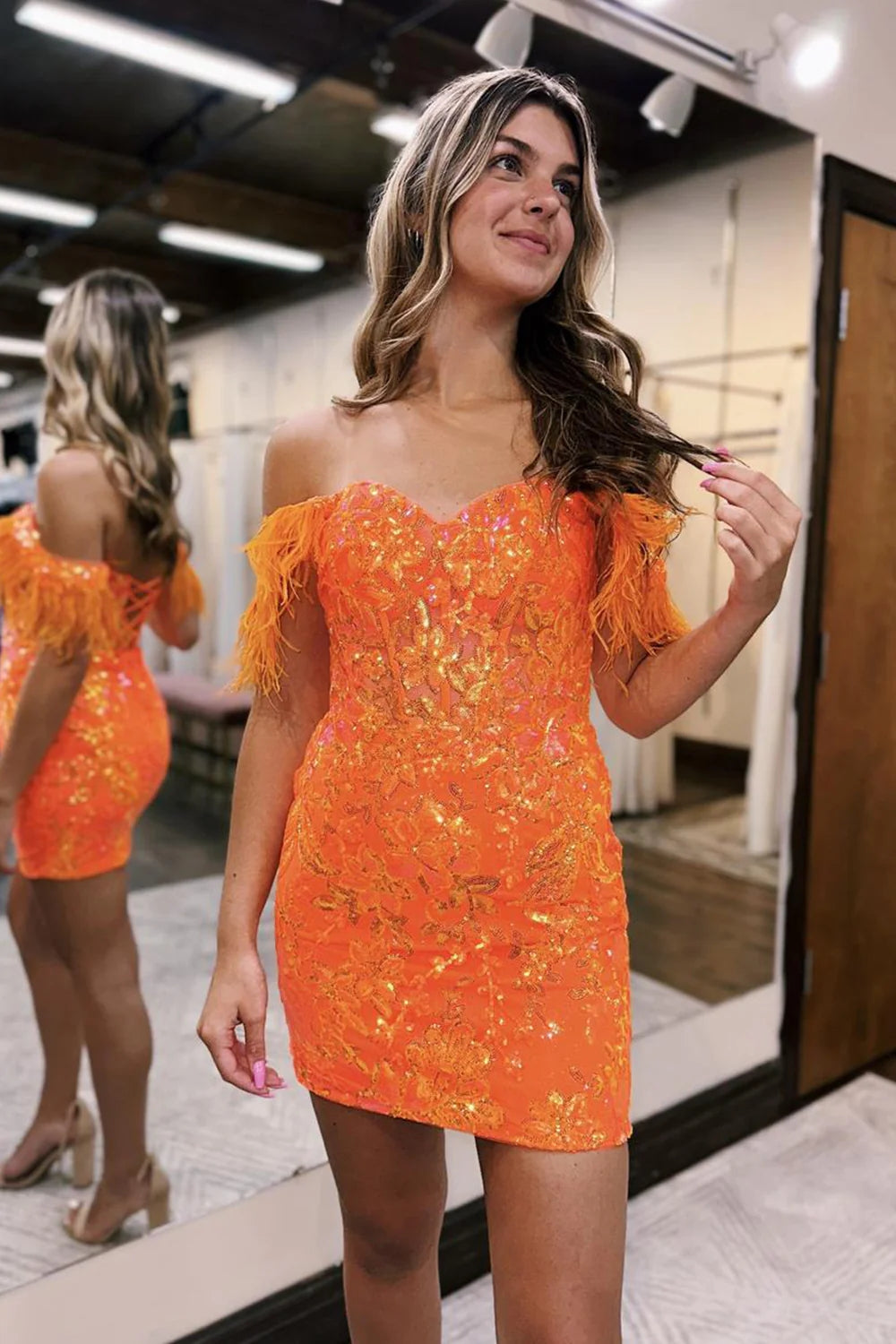 Misshow Sparkly Blue Lace Sequined Tight Short Homecoming Dress/Mini Dress with Feathers