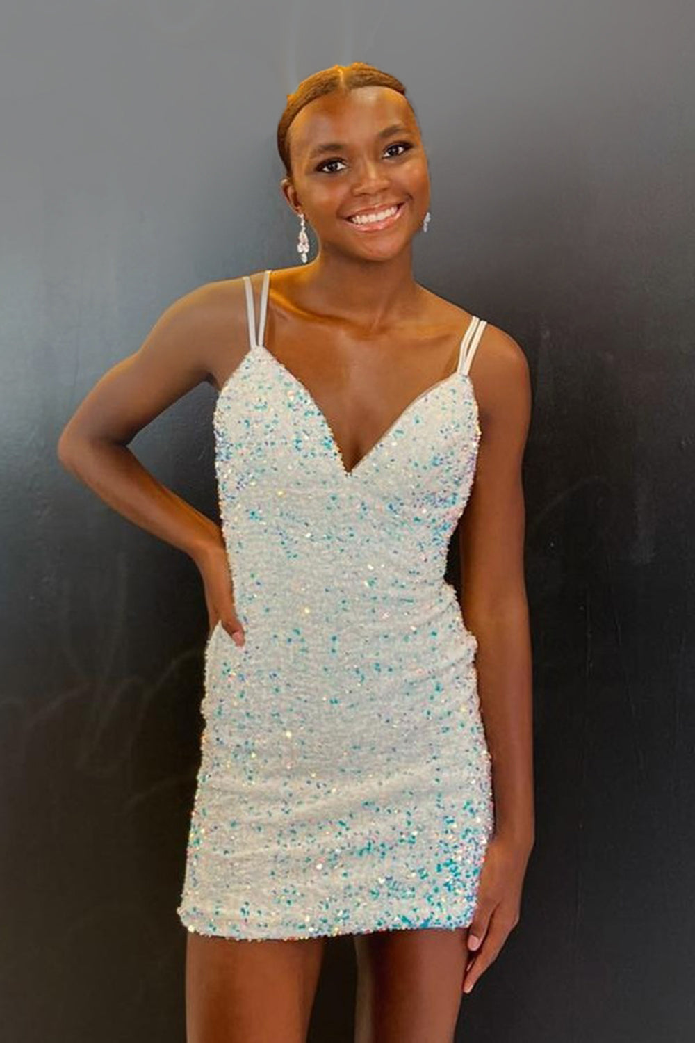 Misshow Sparkly Burgundy Backless Spaghetti Straps Tight Short Homecoming Dress/Mini Dress