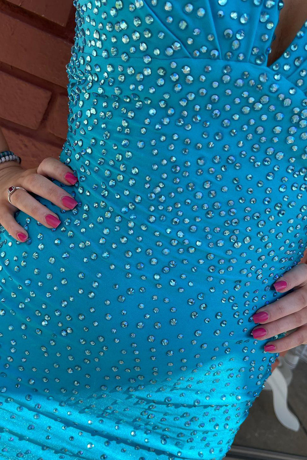 Misshow Sparkly Coral Beaded V-Neck Backless Tight Short Homecoming Dress/Mini Dress
