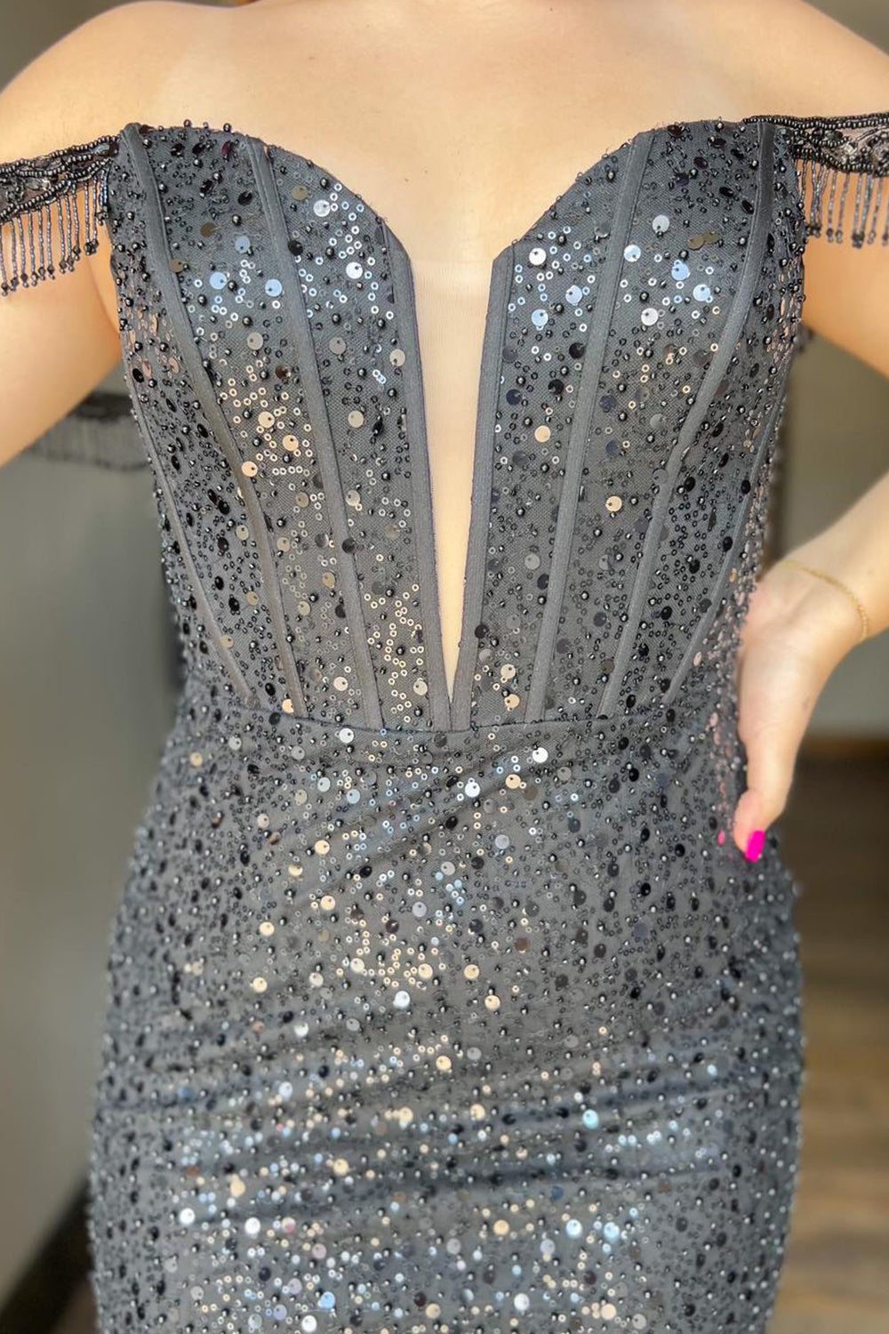 Misshow Sparkly Dark Red Beaded Corset Sequins Fringed Tight Homecoming Dress/Mini Dress