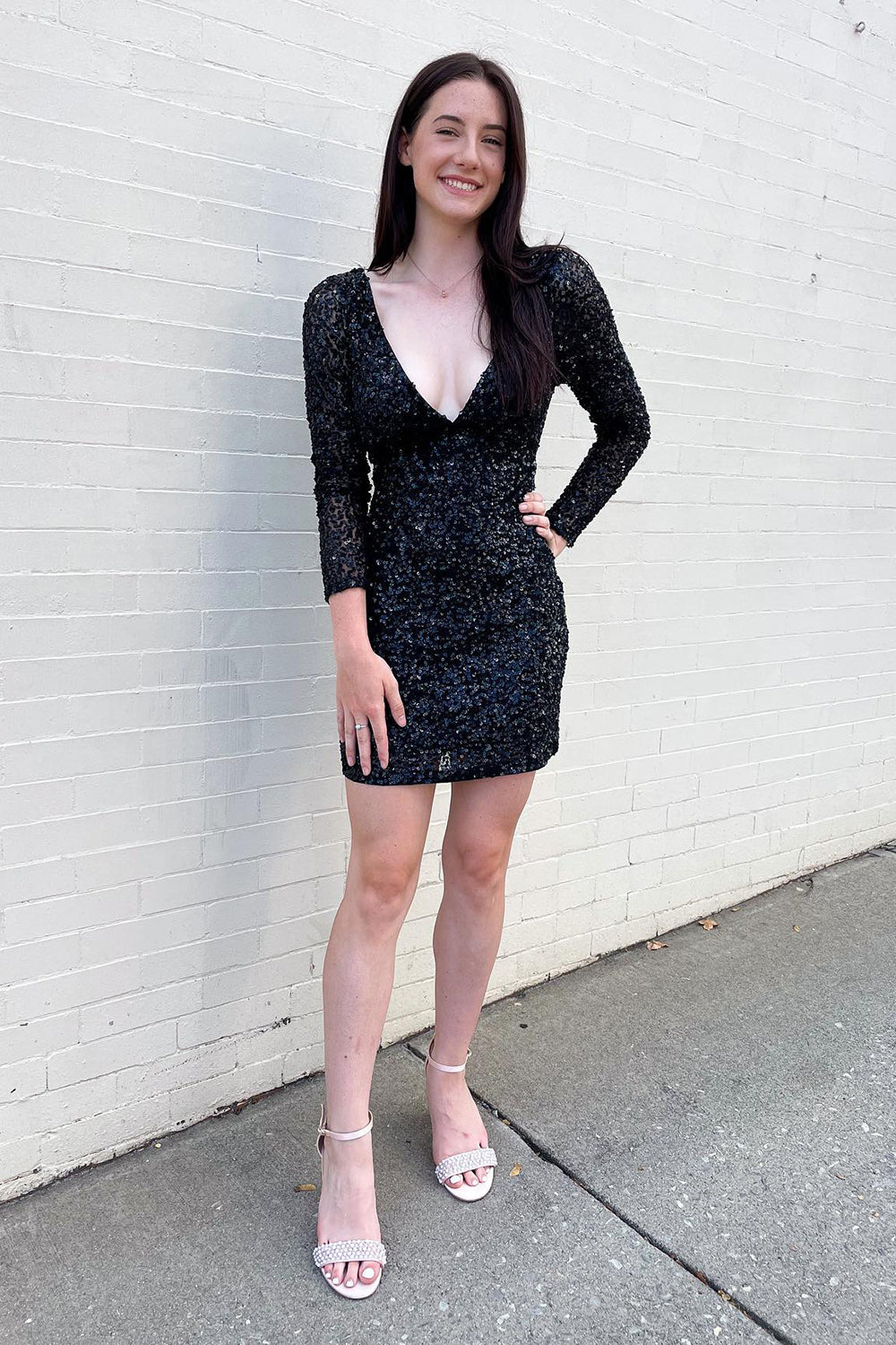 Misshow Sparkly Fuchsia Long Sleeves Tight Short Sequins Homecoming Dress/Mini Dress