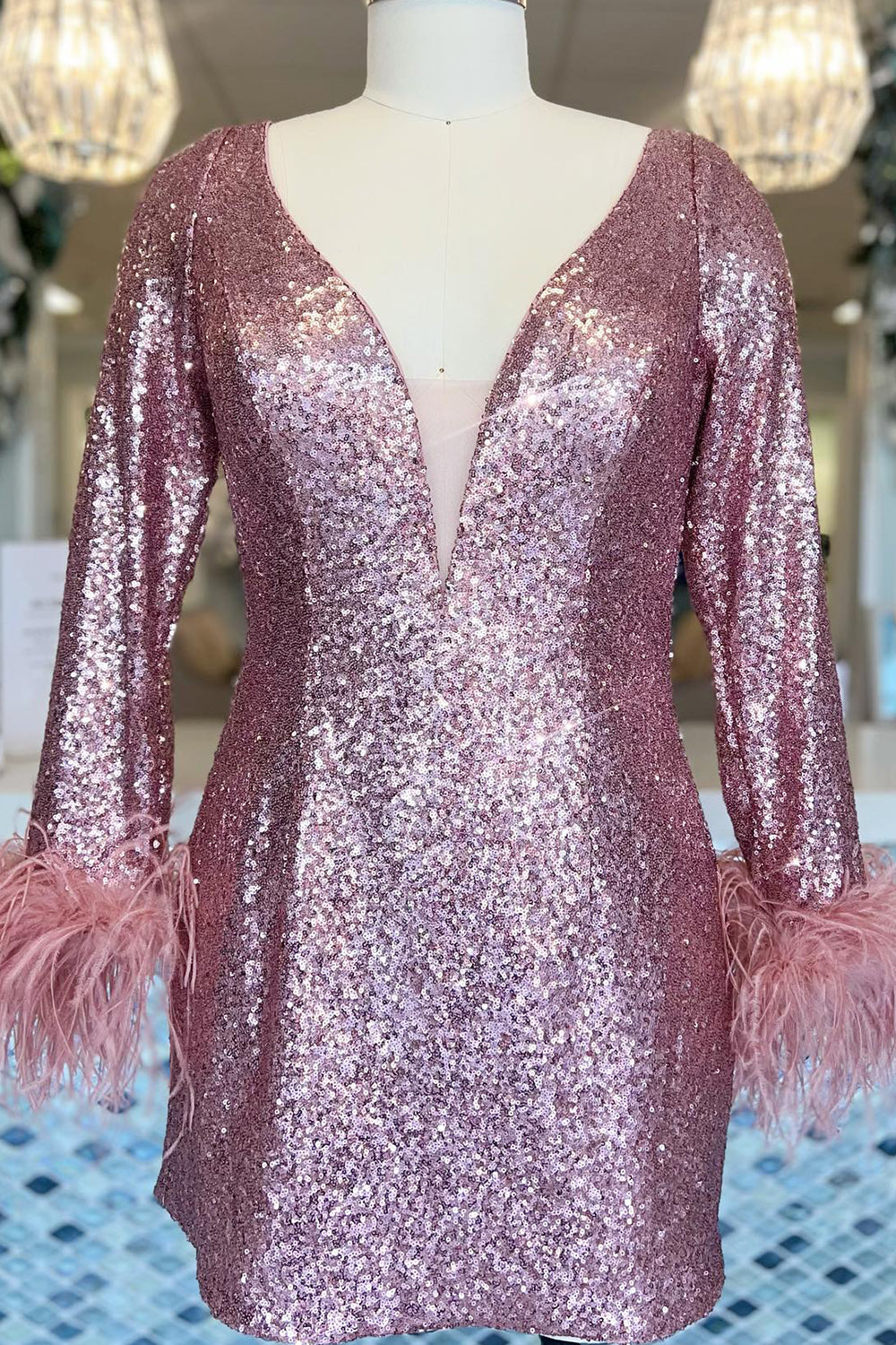 Misshow Sparkly Fuchsia Sequined Long Sleeves Tight Short Homecoming Dress/Mini Dress with Feathers