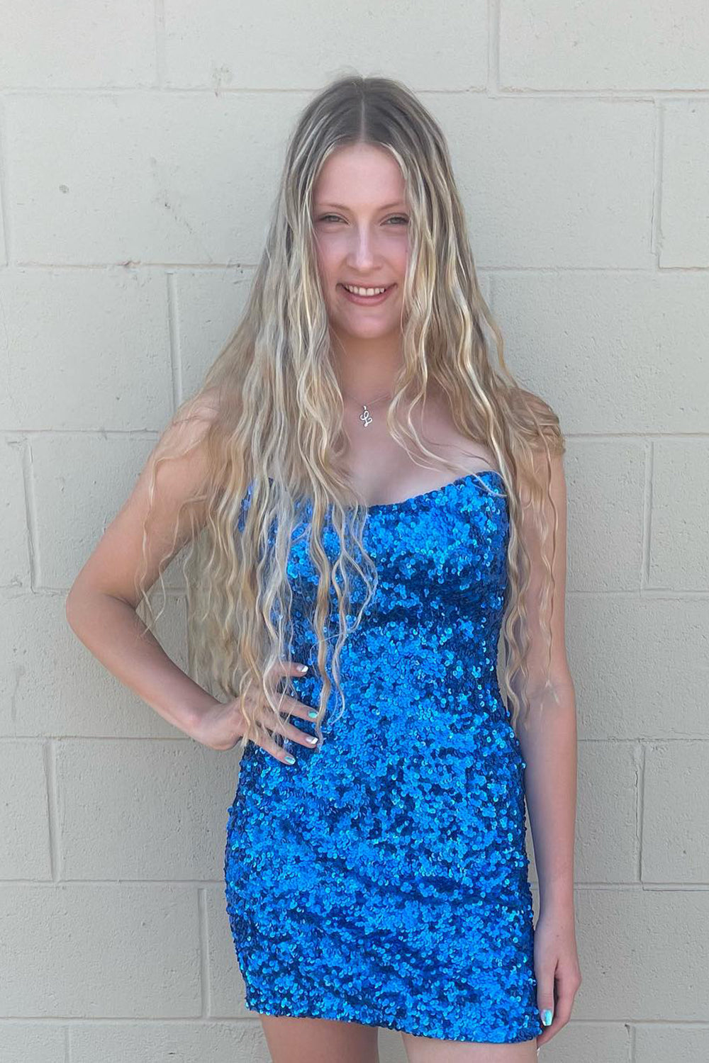 Misshow Sparkly Fuchsia Sequins Strapless Sleeveless Tight Homecoming Dress/Mini Dress