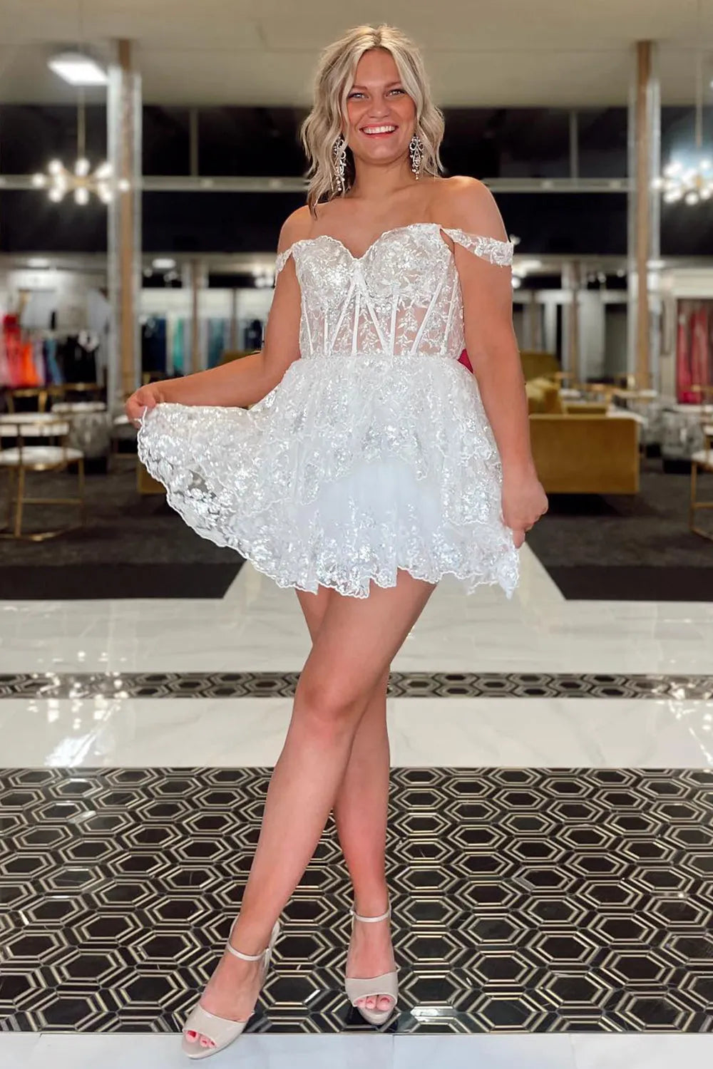 Misshow Sparkly Golden A-Line Tiered Lace Short Homecoming Dress/Mini Dress
