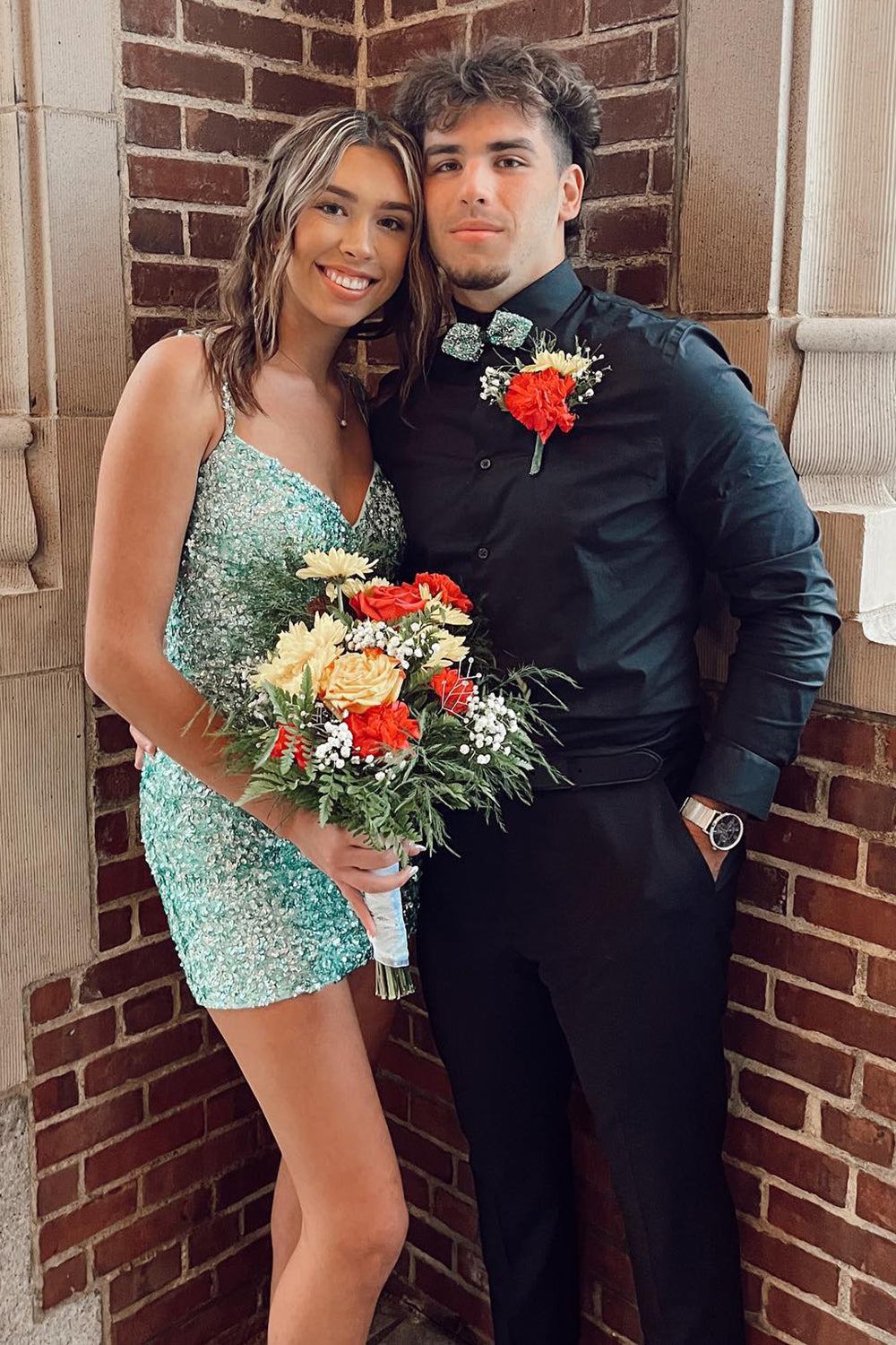 Misshow Sparkly Green Sequined Lace-Up Back Tight Short Homecoming Dress/Mini Dress with Fringes