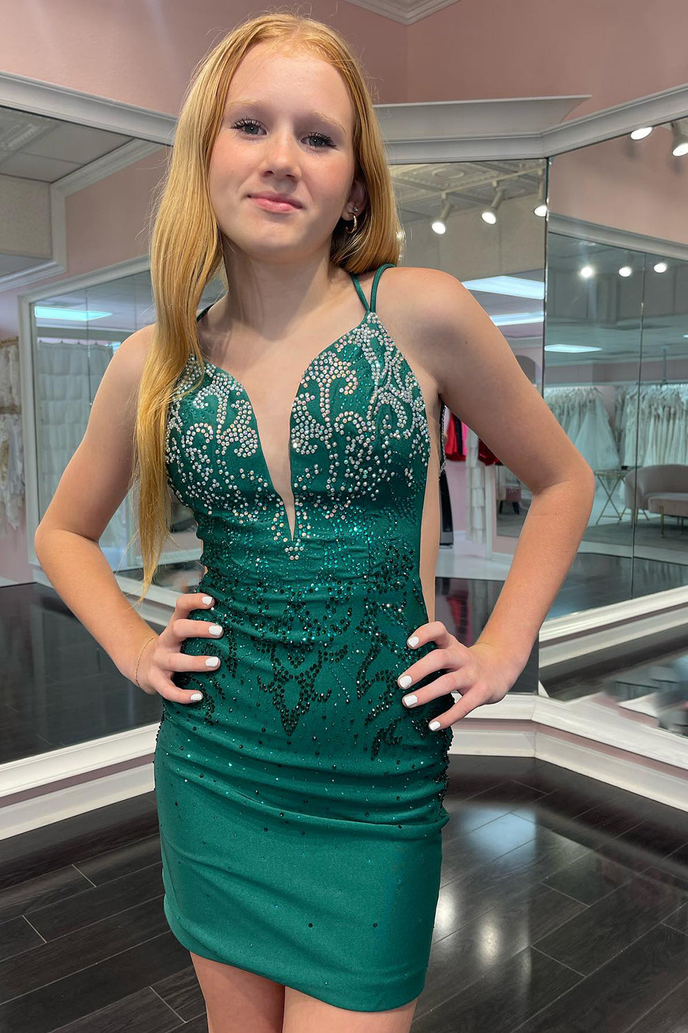 Misshow Sparkly Grey Sequined Satin Tight Short Homecoming Dress/Mini Dress