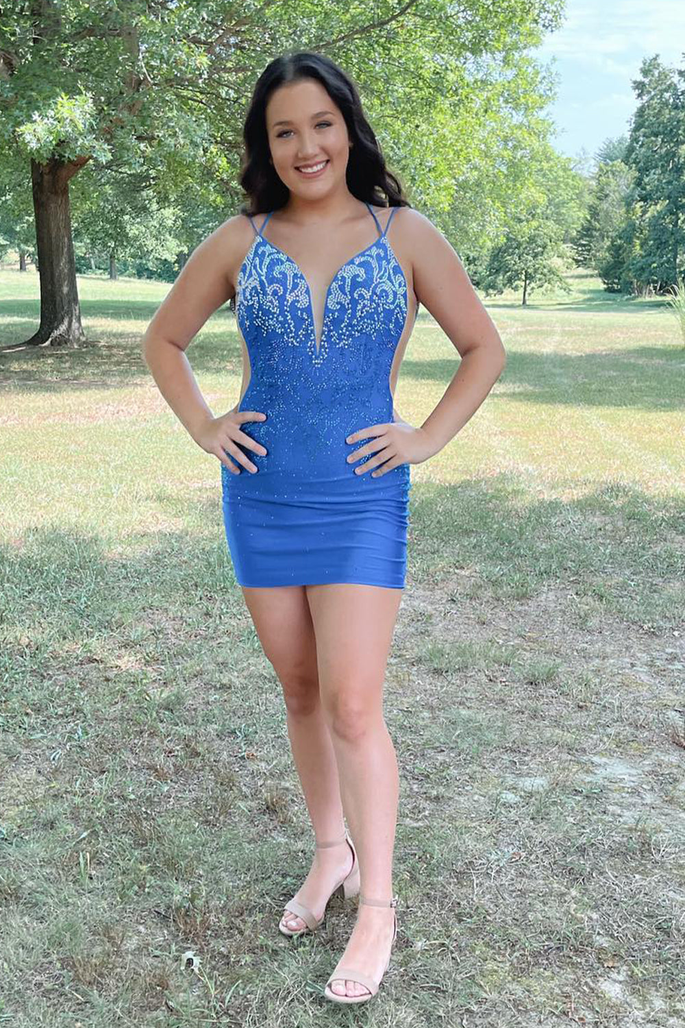 Misshow Sparkly Grey Sequined Satin Tight Short Homecoming Dress/Mini Dress