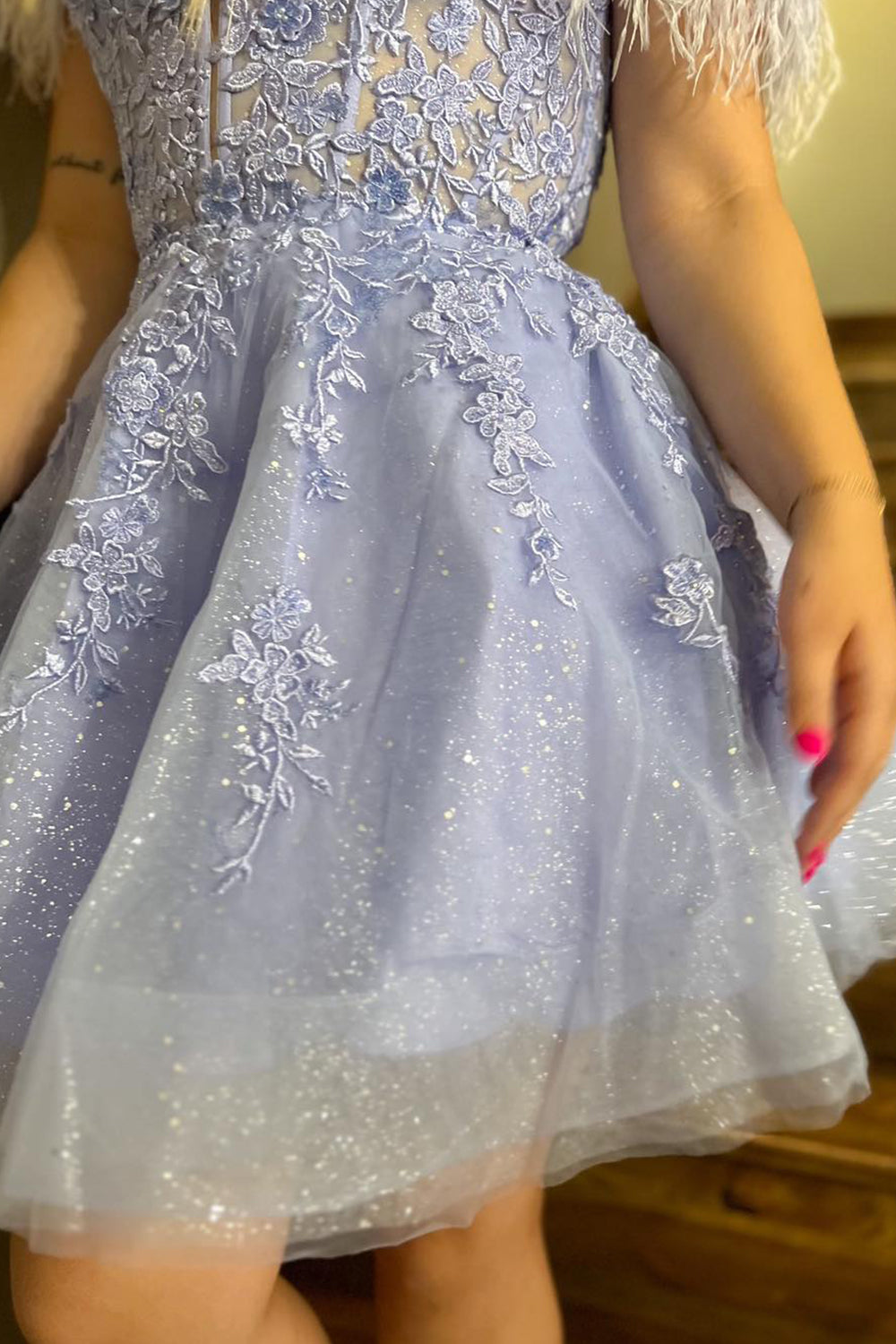 Misshow Sparkly Lavender Corset A-Line Lace Short Homecoming Dress/Mini Dress With Feathered Detachable Sleeves