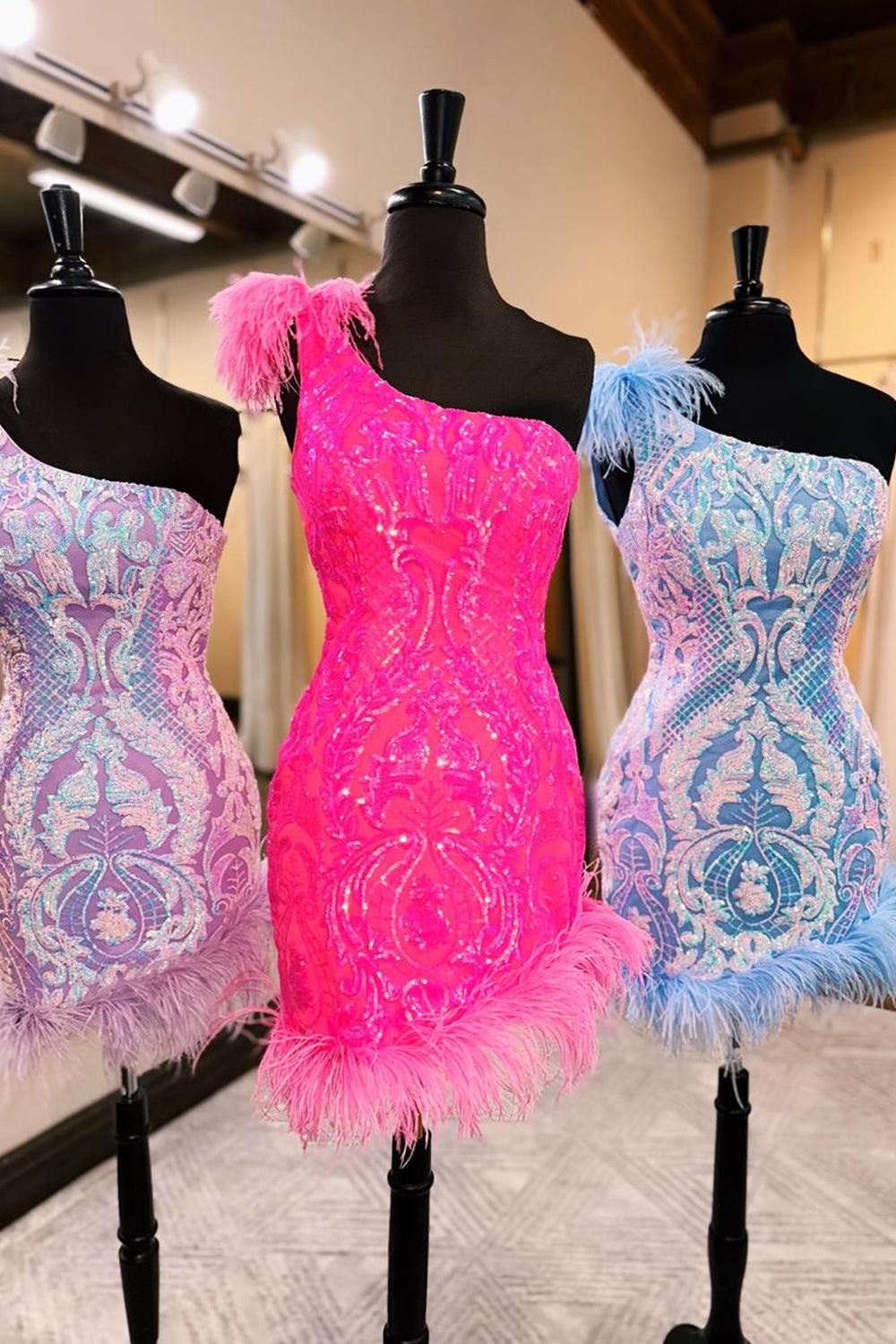 Misshow Sparkly Lilac One Shoulder Tight Short Homecoming Dress/Mini Dress with Feather