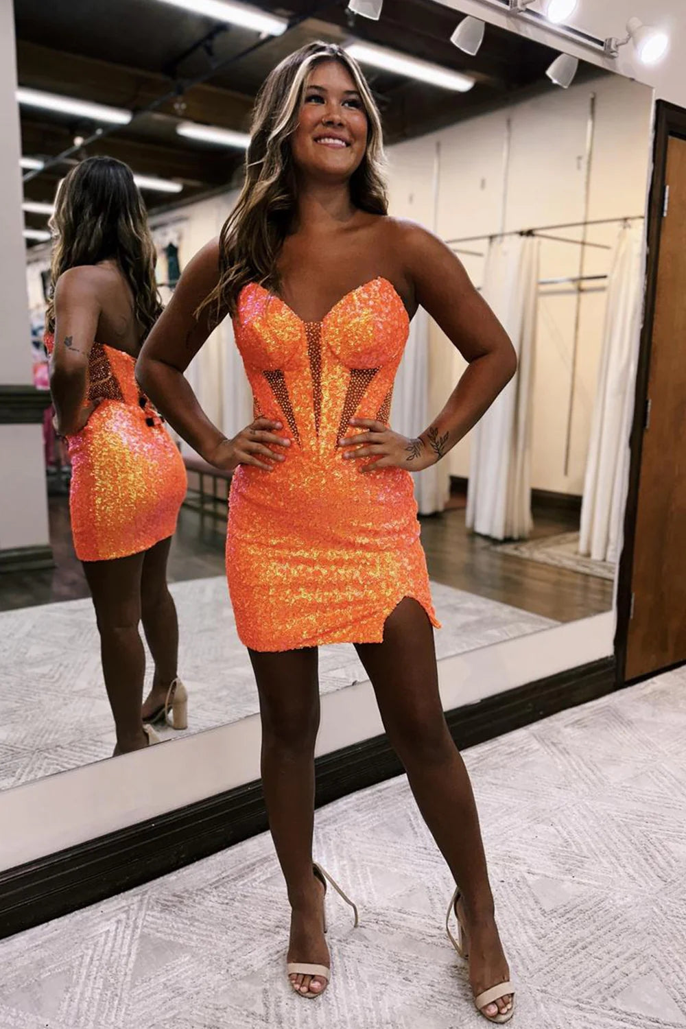 Misshow Sparkly Orange Corset Sweetheart Tight Short Homecoming Dress/Mini Dress with Slit
