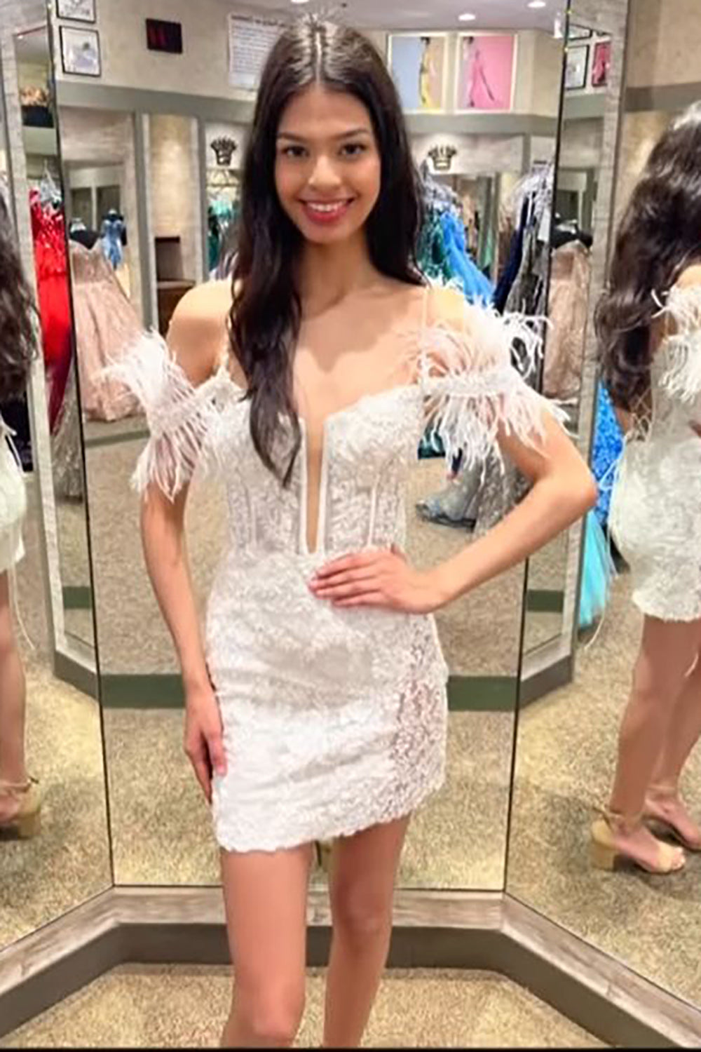 Misshow Sparkly Purple Lace Tight Short Homecoming Dress/Mini Dress with Feathers