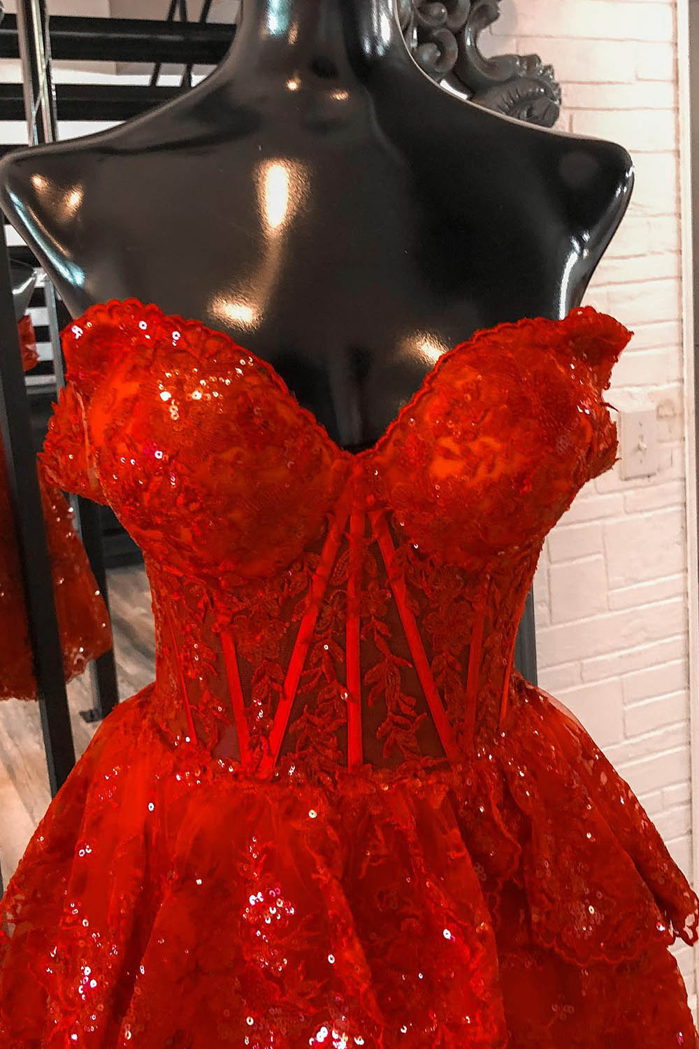 Misshow Sparkly Red Corset Tiered Lace A-Line Short Homecoming Dress/Mini Dress