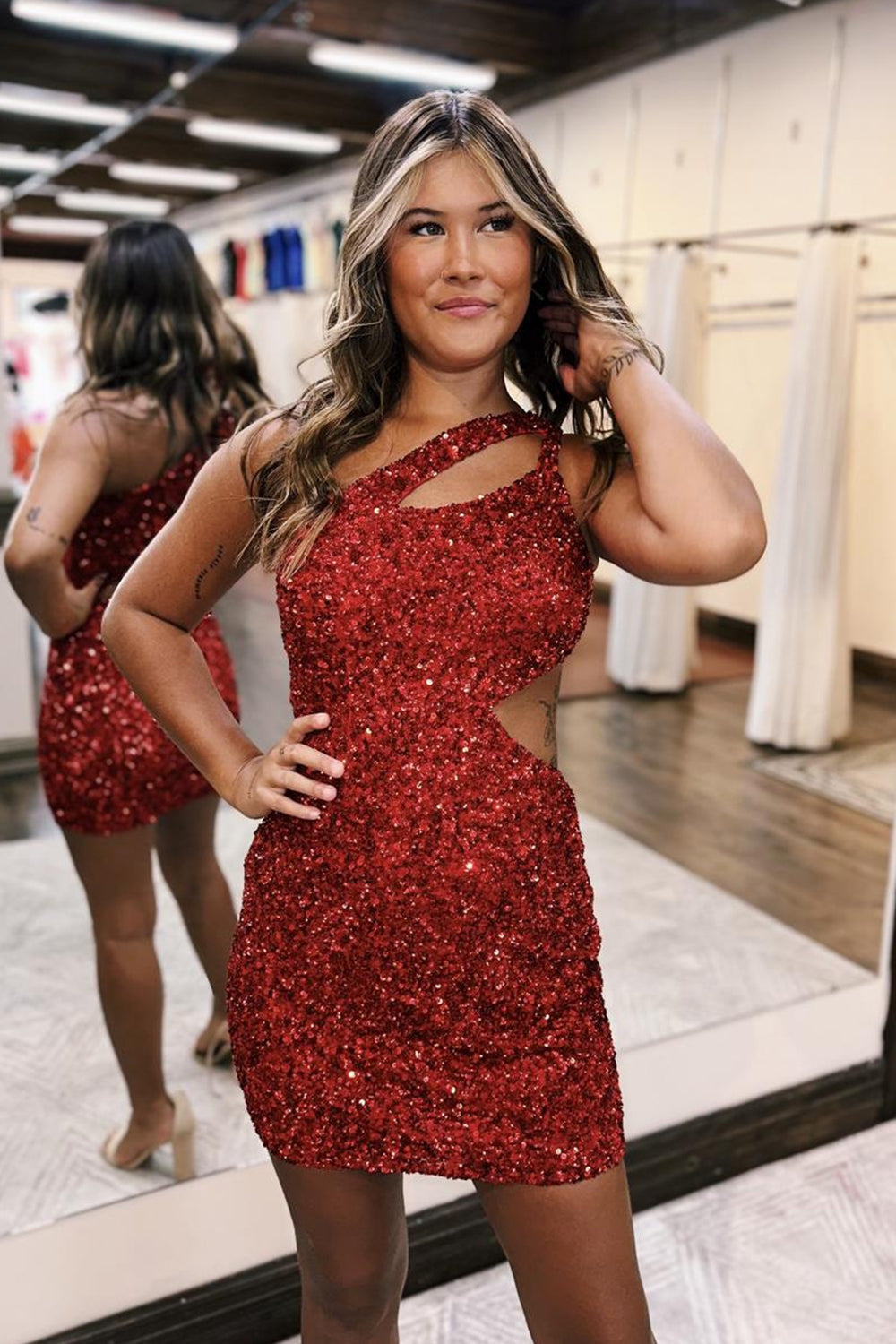 Misshow Sparkly Red Sequins One Shoulder Cut Out Tight Short Homecoming