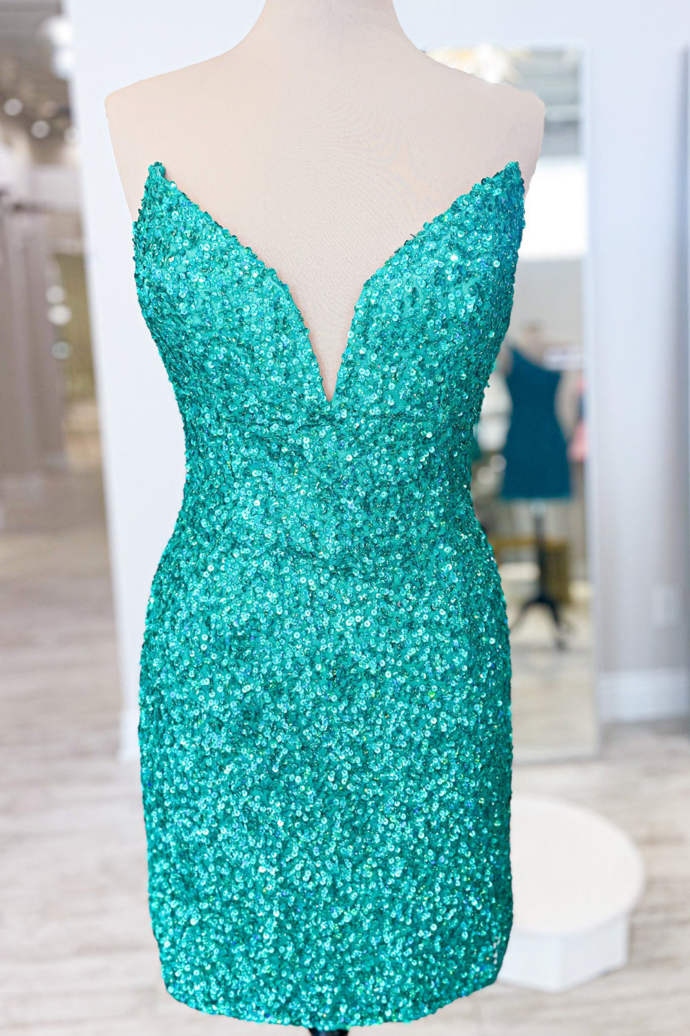 Misshow Sparkly Silver Sweetheart Sequins Tight Short Homecoming Dress/Mini Dress