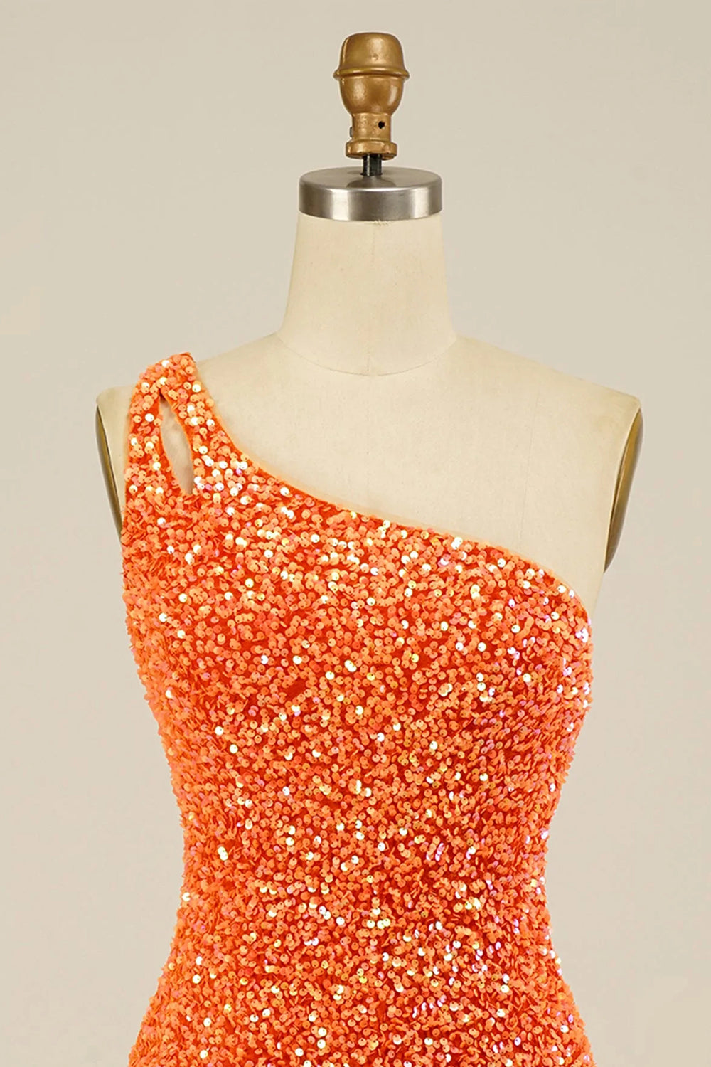 Misshow Sparkly Yellow Open Back One Shoulder Sequins Tight Homecoming Dress/Mini Dress