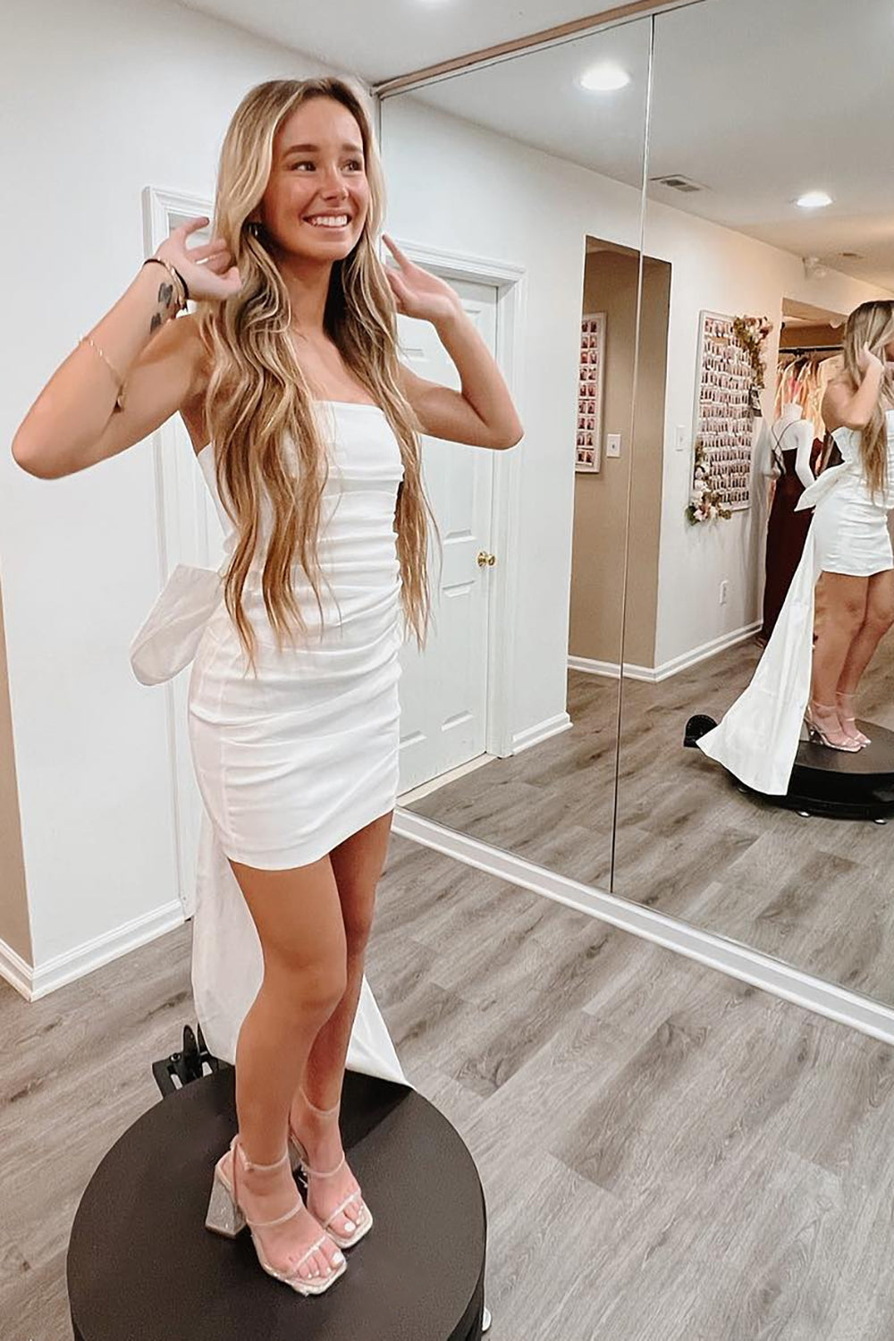 Misshow White Strapless Tight Short Homecoming Dress/Mini Dress with Bowknot