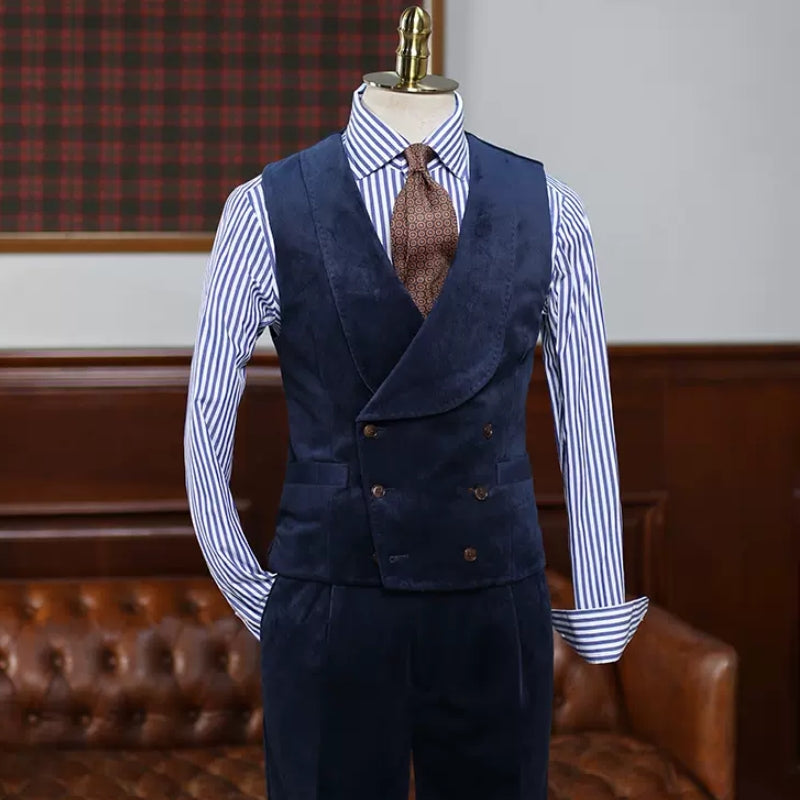 New Arrival Navy Blue Notched Lapel Three-Piece Velvet Prom Suit