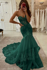 Dark green sweetheart applique mermaid wedding dress