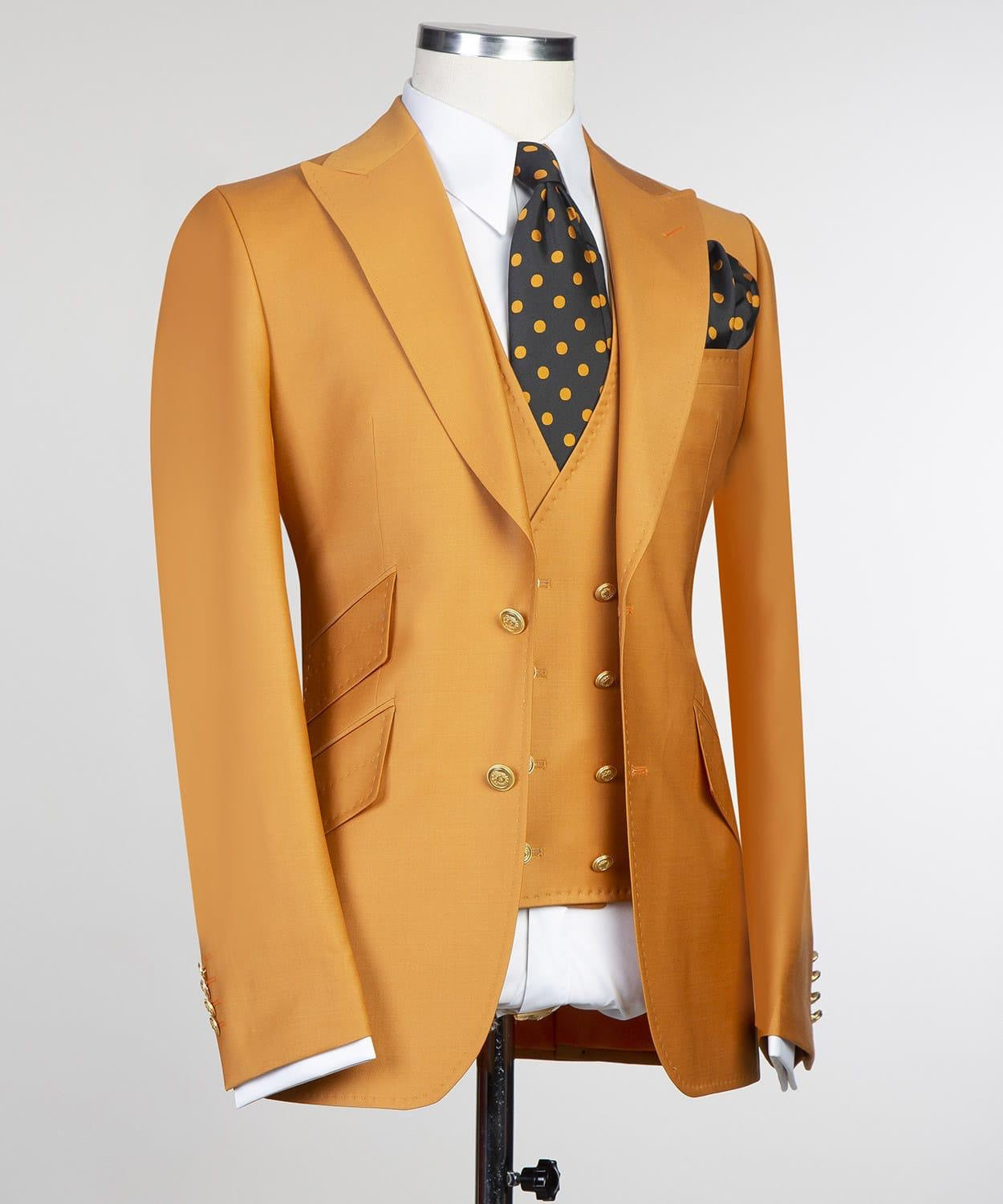 New Dark Yellow Peak Lapel Three-Piece Fashionable Men’s Suits