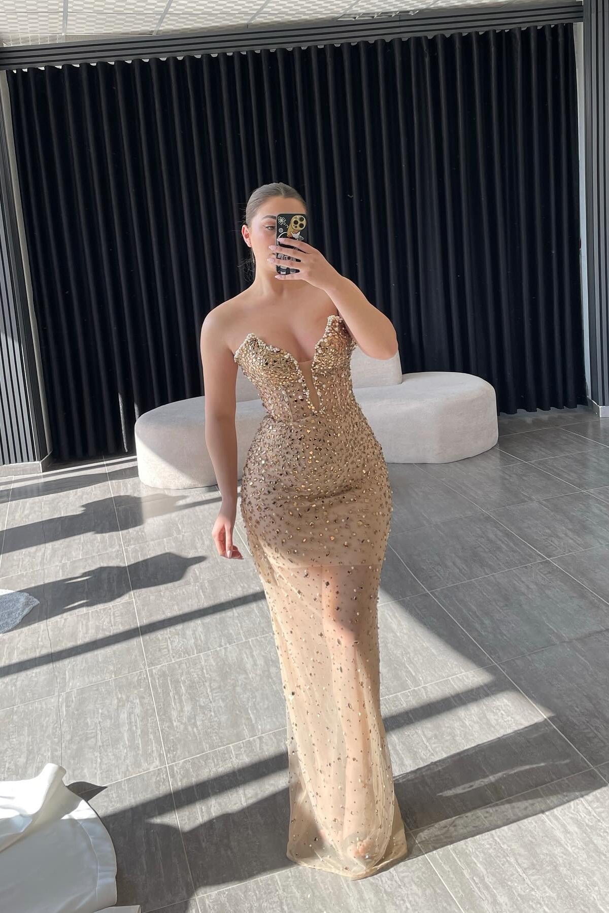 Newest Champagne Sweetheart Sleeveless Mermaid Evening Dress with Rhinestones