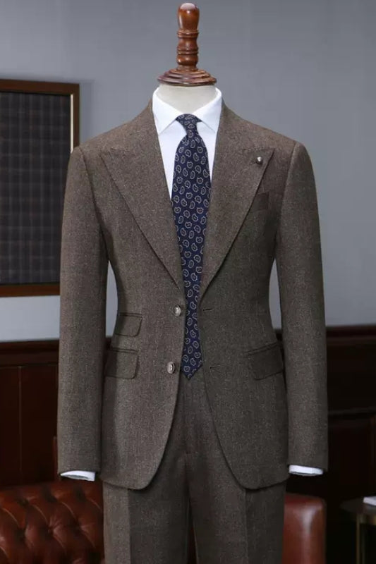 Newest Coffee Peaked Lapel Men's Business Suit