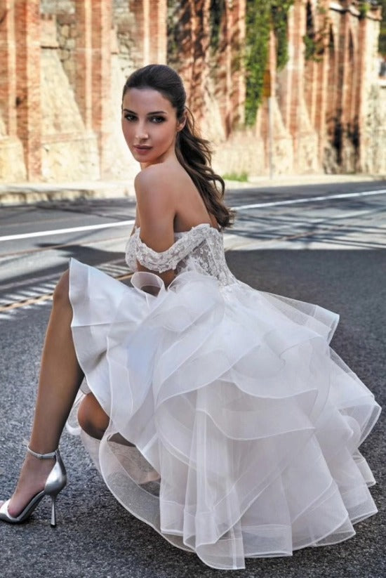 Off-Shoulder Sweetheart Lace Corset Multi-Tier Ruffle Organza Hi-Low Wedding Dress Princess Bridal