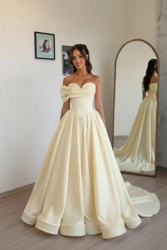 Off-Shoulder Sweetheart Satin Boned Corset A-Line Ball Gown Sweep Train Formal Prom Dress