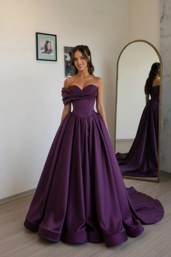 Off-Shoulder Sweetheart Satin Boned Corset A-Line Ball Gown Sweep Train Formal Prom Dress