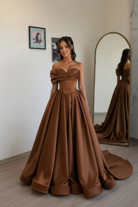 Off-Shoulder Sweetheart Satin Boned Corset A-Line Ball Gown Sweep Train Formal Prom Dress